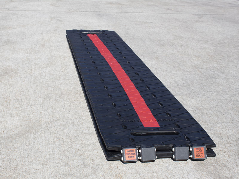 RQ Folded Red Stripe Up